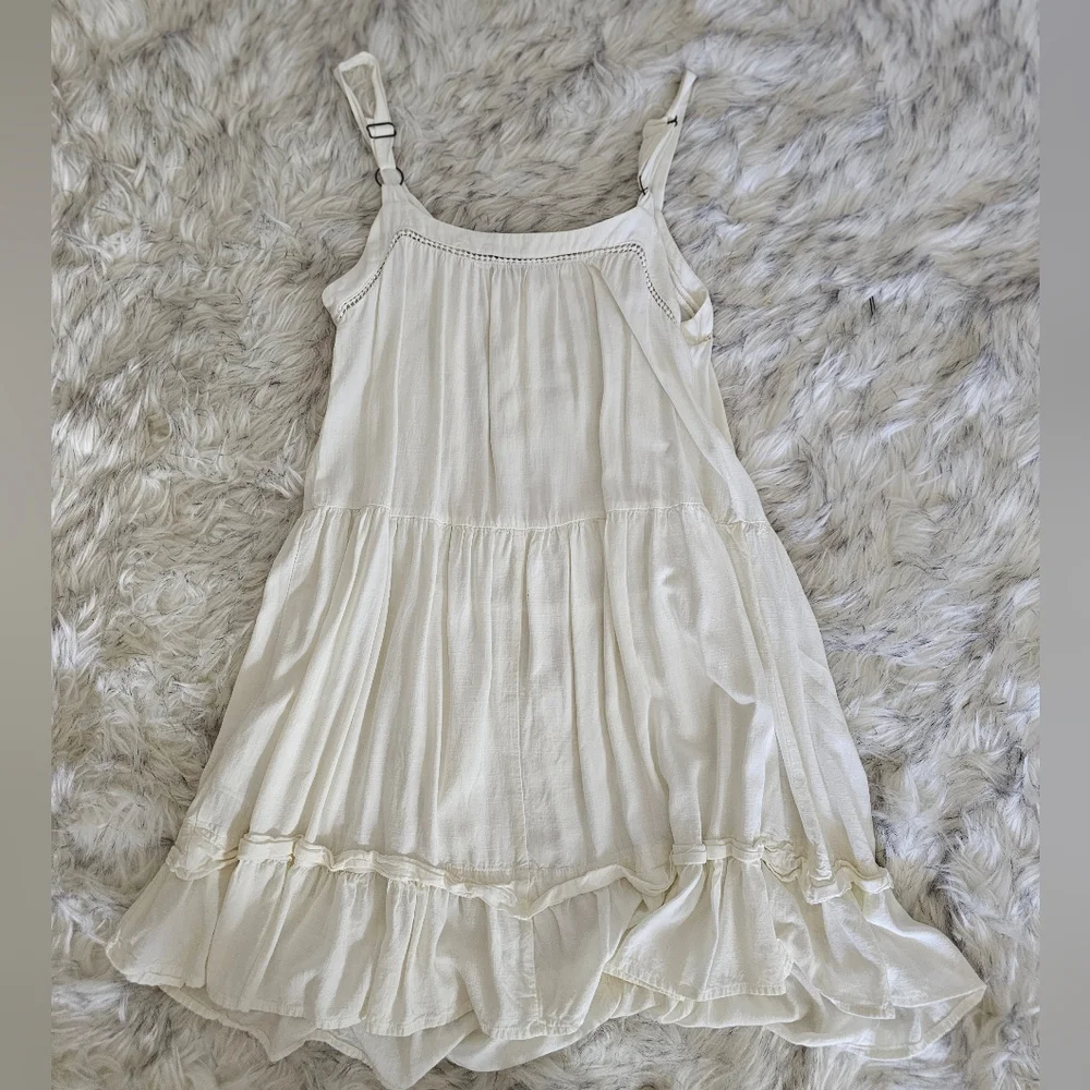 Wild Fable Dress with Crochet Detail - Picture 4 of 4